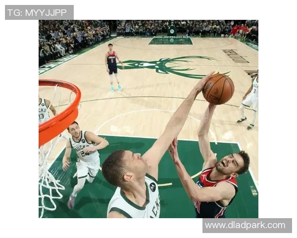 布鲁克洛佩斯如何在NBA赛场上重塑自我与球队的成功之路